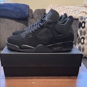 Jordan 4 (Black Cats) Size 13.5